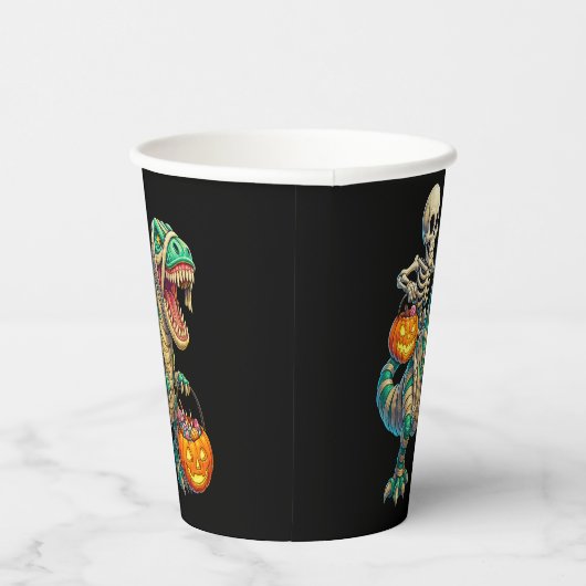 Whimsical Skeleton Riding Mummy T-Rex Halloween Pappbecher (Rechts)