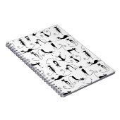 Whimsical Skinny Black Cat Muster Notizblock (Rechte Seite)