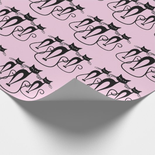 Whimsical Skinny Black Cat Pink Geschenkpapier (Ecke)