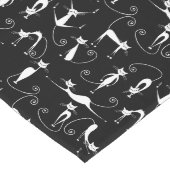 Whimsical Skinny white Cat Pattern Großer Tischläufer (Ecke)