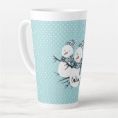 Whimsical Snowmen Trio Winter Polka Dots Milchtasse (Linke Ecke)