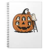 Whimsical Spooky Pumpkin with Ghosts, Cats & Hallo Notizblock (Vorderseite)