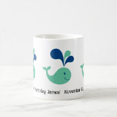 Whimsical Spouting Whale Geburtstag Kaffeetasse (Mittel)