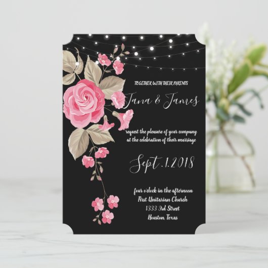 Whimsical String Lights Schwarze Hochzeit Einladung (Stehend Vorderseite)