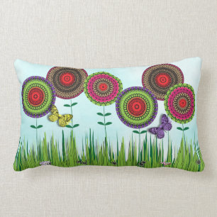 Whimsical Summer Meadow Blume und Schmetterlinge Lendenkissen