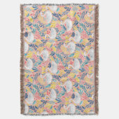 Whimsical Sweet Swans on Pale Pink Decke (Vorderseite Vertikal)
