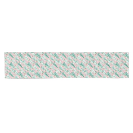 Whimsical Teal Christmas Trees on Pink Kurzer Tischläufer (Horizontal)