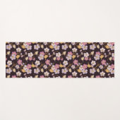 Whimsical Trailing Florals und Birnen - Schwarz/Ro Yogamatte (Vorderseite (Horizontal))