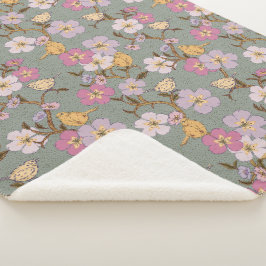 Whimsical Trailing Florals und Vögel - Alter Grün Sherpadecke