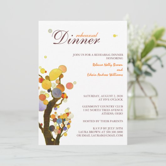 Whimsical Trees Hochzeit Probe Dinner Einladung (Stehend Vorderseite)