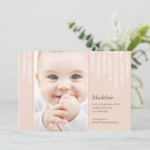 Whimsical Vines Geburtsankündigung Pink Card Ankündigung (Stehend Vorderseite)