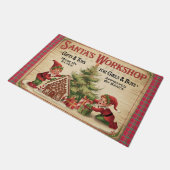 Whimsical Vintag Santa's Workshop Fußmatte (Schrägansicht)