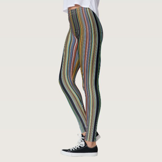 Whimsical Waves: Farbenfrohe Leggings perfekt für  (Links)