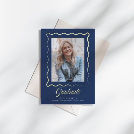Whimsical Wavy Border Graduation Announcement Einladung