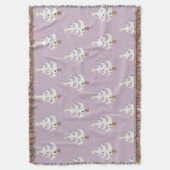 Whimsical White Christmas Trees auf Lila Decke (Vorderseite Vertikal)