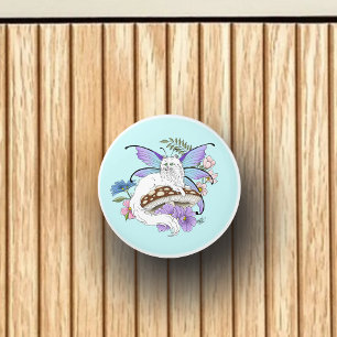Whimsical White Feenkatze Blaue Pilz Fantasie Keramikknauf