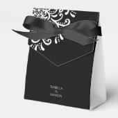 Whimsical White on Black Blüh Wedding Geschenkschachtel (Vorderseite)