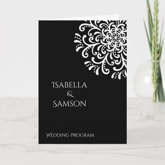 Whimsical White on Black Blüh Wedding Programm (Vorderseite)