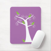 Whimsical White Tree & Green Birds Kunst Mousepad (Mit Mouse)
