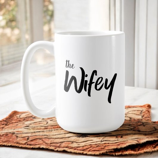 Whimsical Wifey Brush Script Text für sie Kaffeetasse