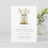 Whimsical Wildblume Mason Jar Wedding Einladung (Stehend Vorderseite)