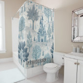 Whimsical Winter Castle Landschaft in Blue & Gray Duschvorhang (Beispiel)