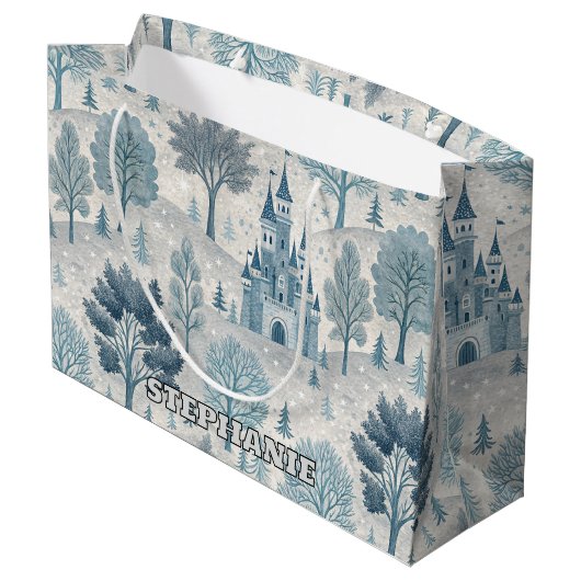 Whimsical Winter Castle Landschaft in Blue & Gray Große Geschenktüte (Rückseite Schrägansicht)
