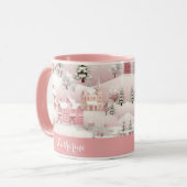 Whimsical Winter Pink Village Weihnachten Tasse (Vorderseite Links)
