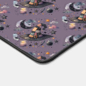 Whimsical Witch Hat und Himmelsmagie Schreibtischunterlage (Ecke)