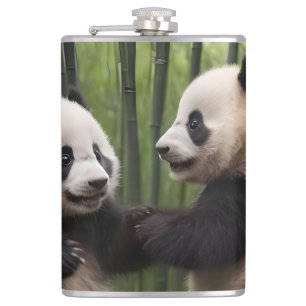 Whimsical Wonders: Baby Pandas spielt im Wald Flachmann