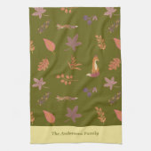 Whimsical Woodlands Fall Vibes Personalize Family Geschirrtuch (Vertikal)