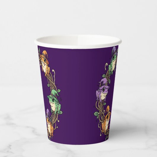 Whimsical Wreath Border Adorned With Witchy Toads Pappbecher (Links)