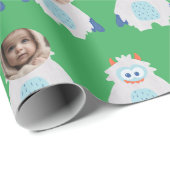 Whimsical Yeti Face Foto Kinder Weihnachten Geschenkpapier (Rolleneckpunkt)