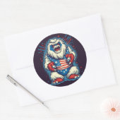 Whimsical Yeti Patriotic Sticker (Umschlag)