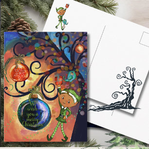 Whimsicaler Elf mit Vogel unter einem Weihnachtsba Postkarte