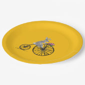 Whimsicaler Hase auf Fahrrad Pappteller (Schrägansicht)