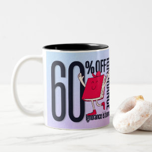 Whimsicaler roter Buchcharakter Unwissenheit verbo Zweifarbige Tasse