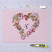 Whimsikale mehrfarbige Blume Herz mit Monogramm Seidenpapier (Handwerk)