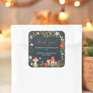 Whimsikale Waldpilze Blütendusche Quadratischer Aufkleber