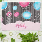 Whimsikalrosa blaue Herzen und Blume Blumenname Geschirrtuch (Gefaltet)