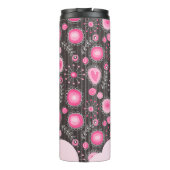 Whimsikalrosa graue Herzen und Blume Blumenname Thermosbecher (Rückseite)