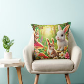 Whimsikalwaldszene mit Kaninchen, Eichhörnchen Kissen (Stuhl )