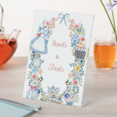 Whimsikische Alice im Wunderland Süße Leckerei Zei Sockelschild (In Situ)