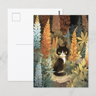Whimsikkat sitzend zwischen lebendigen Lupine-Blum Postkarte