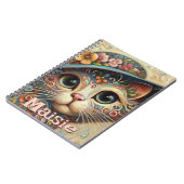 Whimsikkatze mit einem Personalisierten Hutfloral Notizblock (Linke Seite)