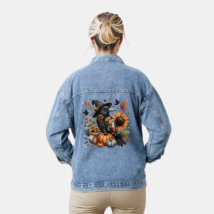 Whimsische Krähe mit Kürbissen und Sonnenblumen Jeansjacke
