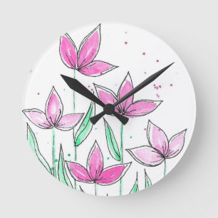 Whimsische rosa Wasserfarben-Blumen Runde Wanduhr