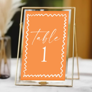 Whimsische Zitrus-Orange-Wellige-Rand-Hochzeit Tischnummer