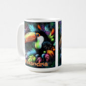 Whimsischer abstrakter Tukane-Vogel personalisiert Kaffeetasse (Vorderseite Links)