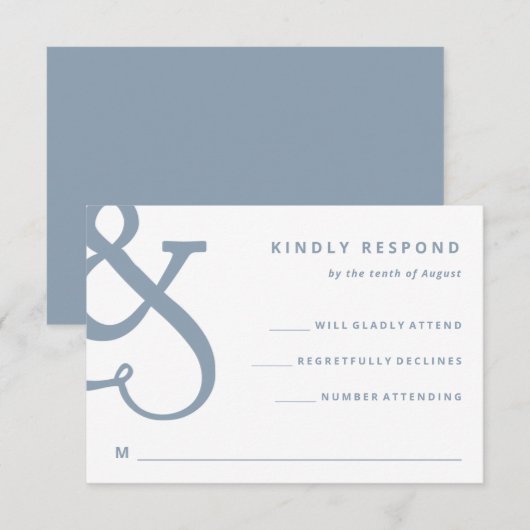 Whimsischer Ampersand | Dusty Blue Wedding RSVP Karte (Vorne/Hinten)